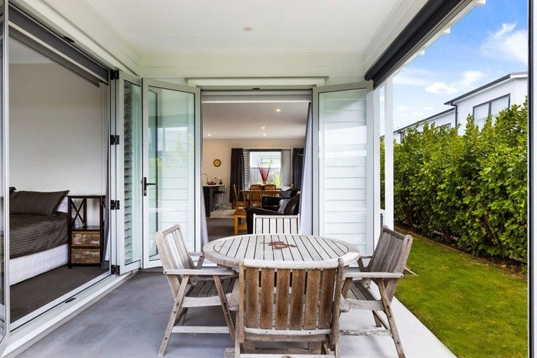 Photo of property in 6a Kuku Avenue, Red Beach, 0932