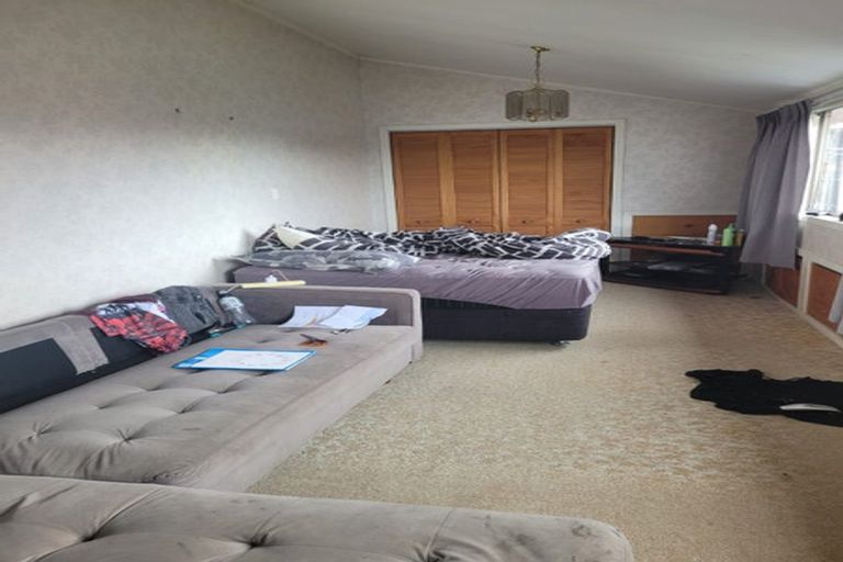 Photo of property in 48 Taikata Road, Te Atatu Peninsula, Auckland, 0610