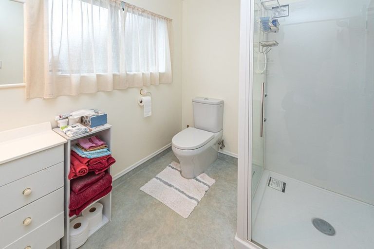 Photo of property in 28 Parkdale Drive, Aramoho, Whanganui, 4500