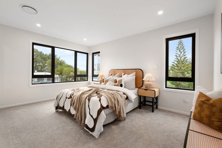 Photo of property in 51a Gordon Avenue, Forrest Hill, Auckland, 0620