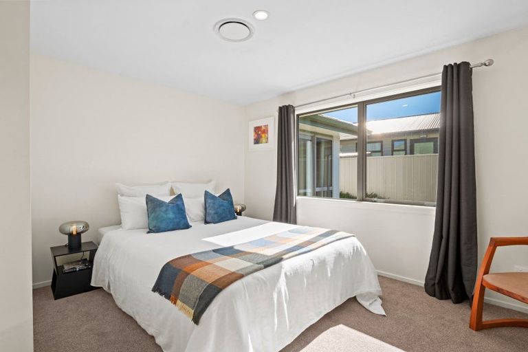 Photo of property in 1 Violet Way, Lower Shotover, Queenstown, 9304