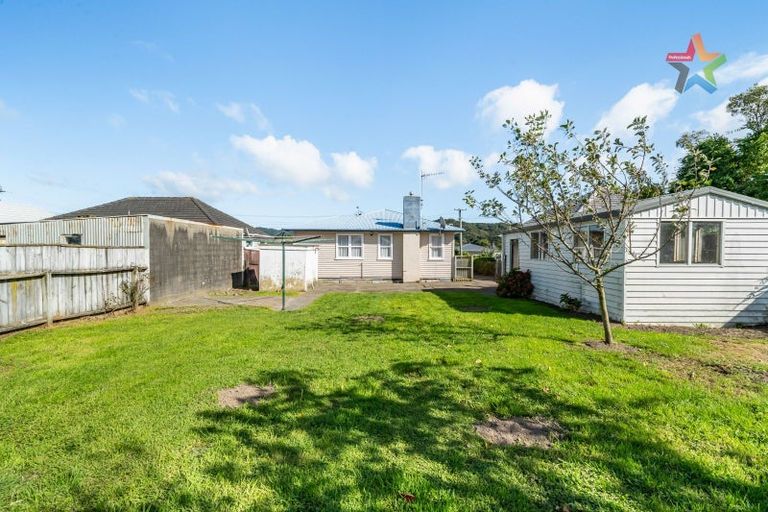Photo of property in 64 Wise Street, Wainuiomata, Lower Hutt, 5014
