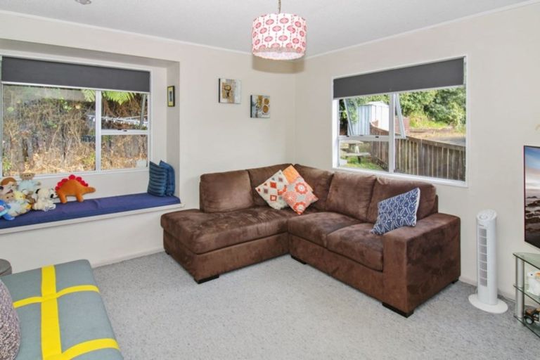 Photo of property in 117a Seaview Road, Westown, New Plymouth, 4310