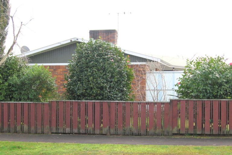 Photo of property in 53 Mears Road, St Andrews, Hamilton, 3200