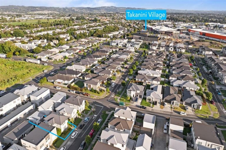 Photo of property in 37 Treestump Road, Takanini, 2112