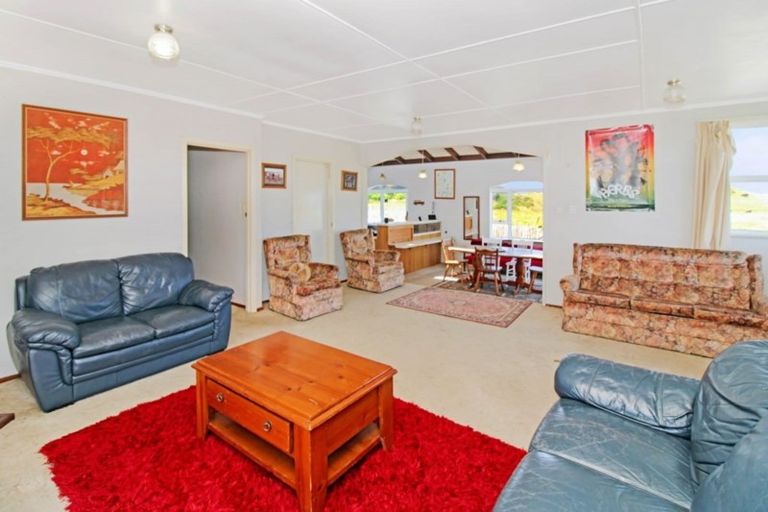 Photo of property in 5 Pungarehu Road, Pungarehu, Opunake, 4685