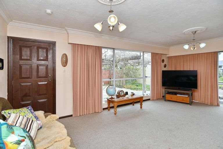 Photo of property in 32 Monowai Crescent, North New Brighton, Christchurch, 8083