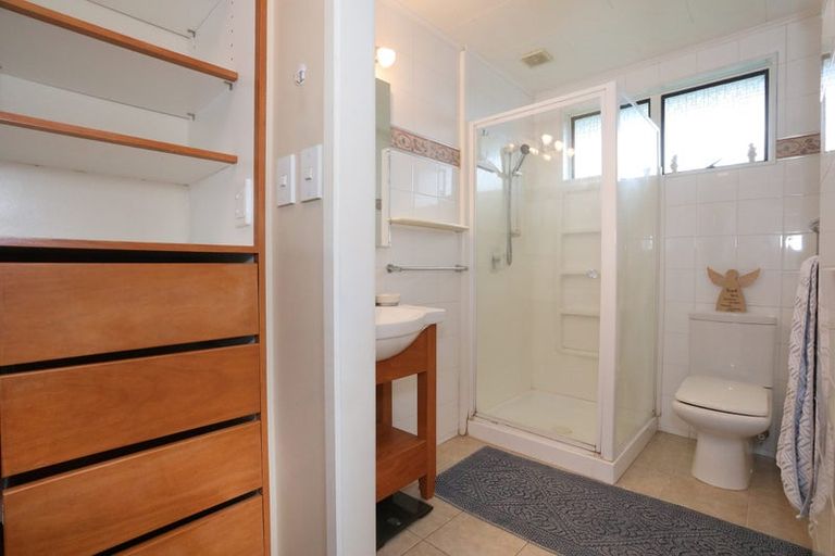 Photo of property in 10 Aitken Street, Bulls, 4818