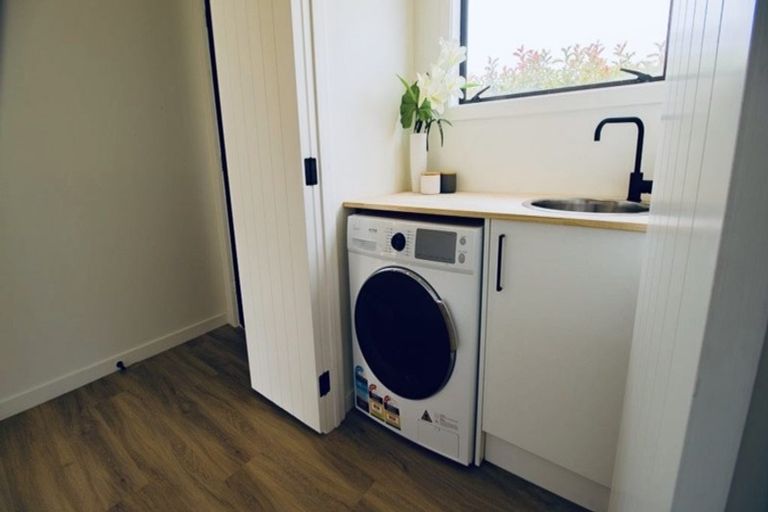 Photo of property in 27 Cutten Street, South Dunedin, Dunedin, 9012