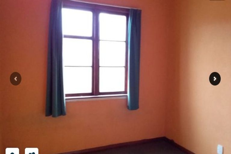 Photo of property in 2 Hobson Place, Takaro, Palmerston North, 4412