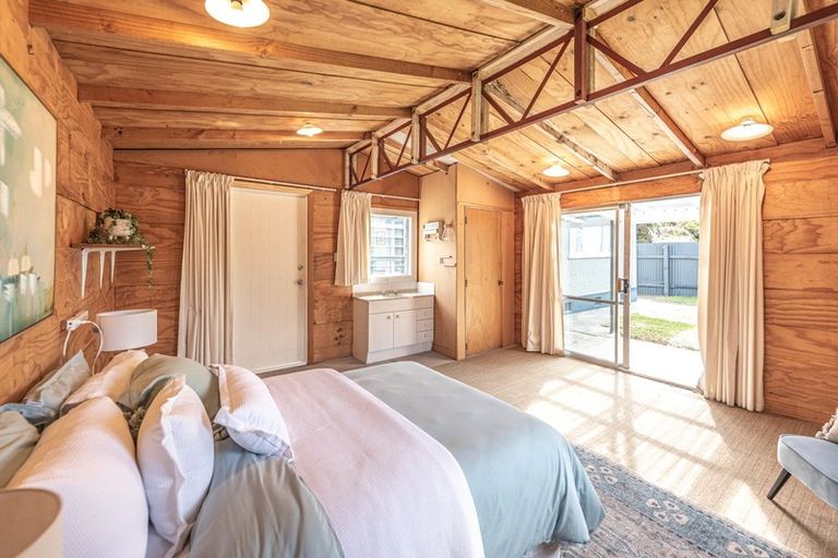 Photo of property in 133 Karaka Street, Castlecliff, Whanganui, 4501