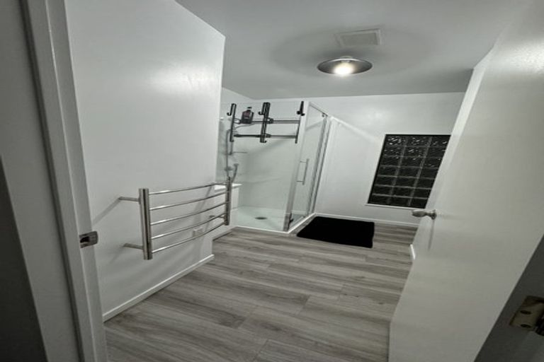 Photo of property in 21a Rimmington Drive, Hamilton Lake, Hamilton, 3204