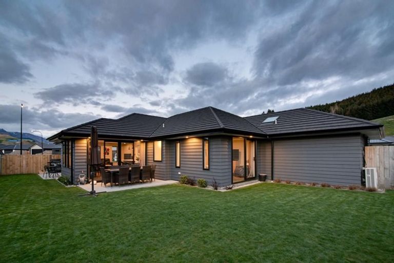Photo of property in 26 Risinghurst Terrace, Lower Shotover, Queenstown, 9304
