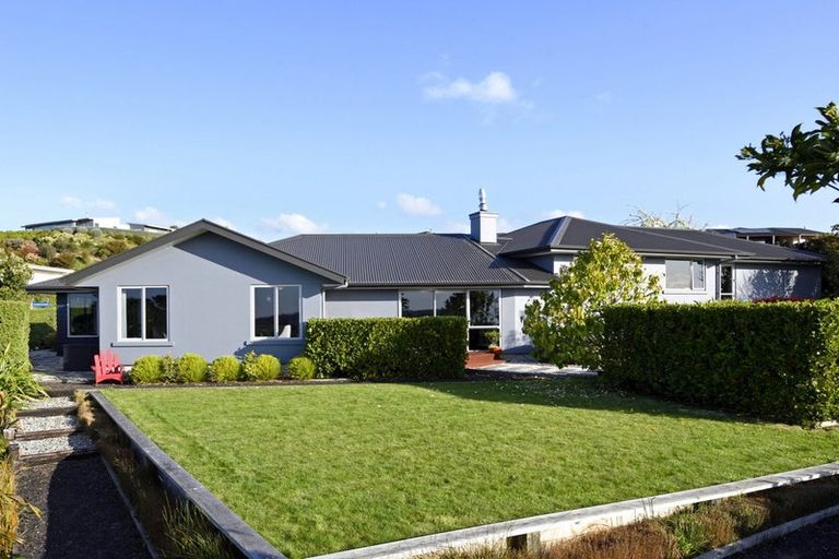 Photo of property in 18 Katania Heights, Brightwater, 7022