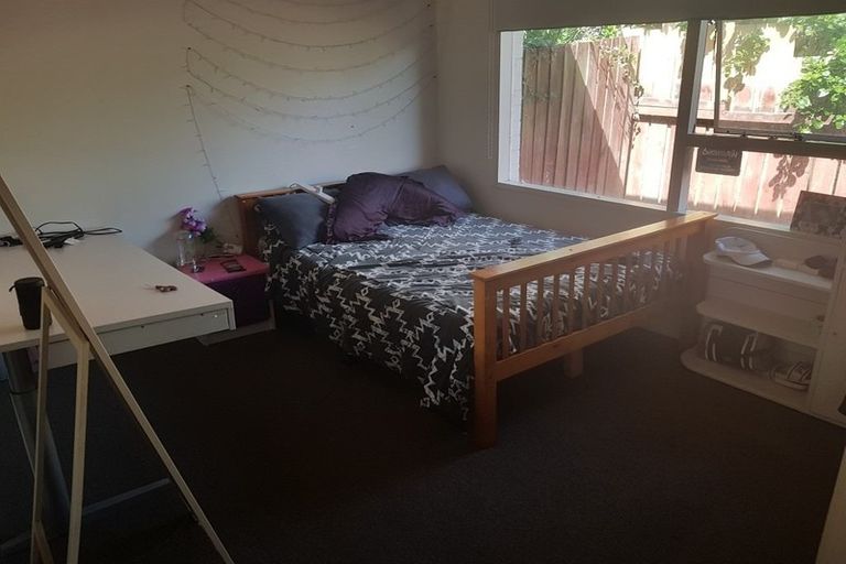 Photo of property in 2/3 Farnborough Street, Aranui, Christchurch, 8061