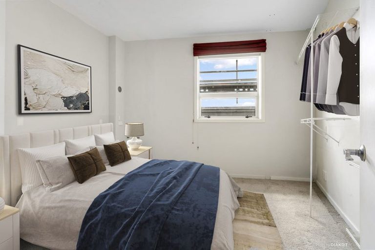 Photo of property in Stadium Garden Flats, 311/107 Thorndon Quay, Pipitea, Wellington, 6011