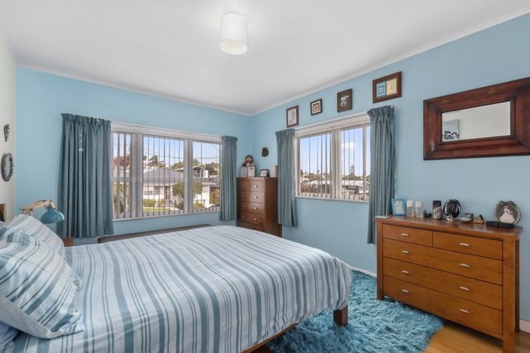 Photo of property in 41 Regent Street, Devonport, Auckland, 0624