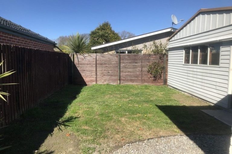 Photo of property in 2/9 Lagan Street, Belfast, Christchurch, 8051