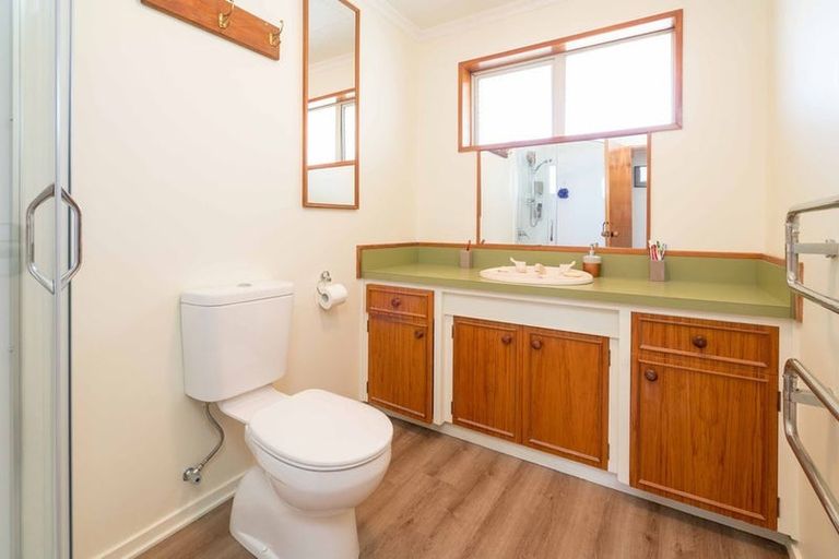 Photo of property in 86 Bay View Road, South Dunedin, Dunedin, 9012