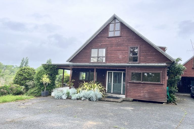 Photo of property in 93 Oliver Road, Eastern Beach, Auckland, 2012