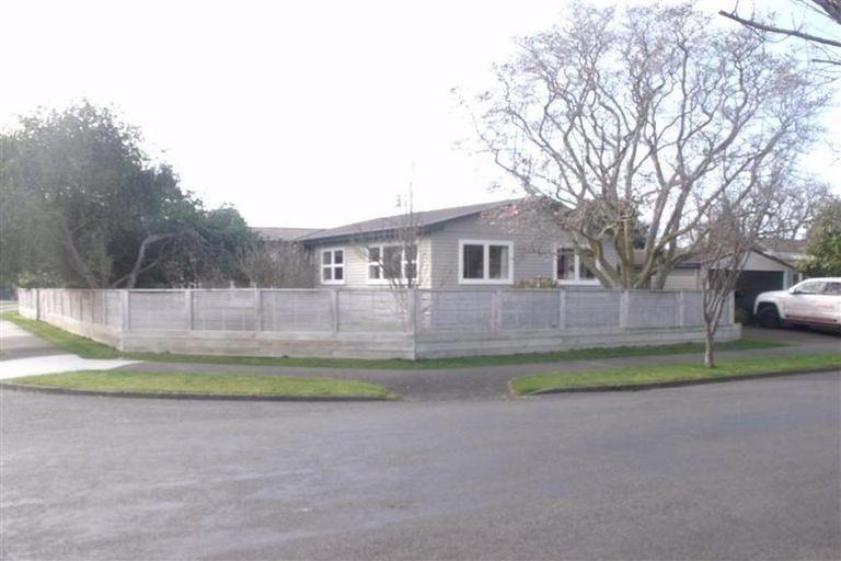Photo of property in 7 Upham Street, Havelock North, 4130