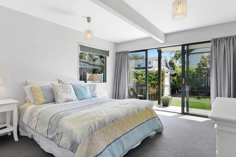 Photo of property in 1/14 Taylors Avenue, Bryndwr, Christchurch, 8052