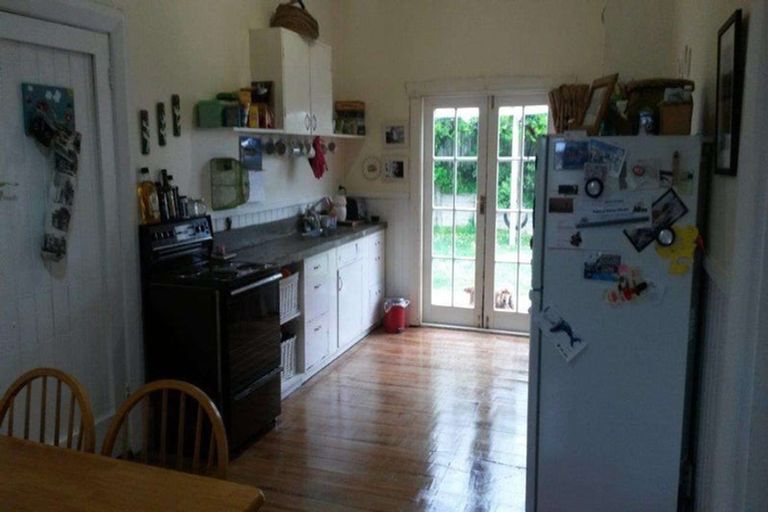 Photo of property in 56 Saint Davids Street, Lyttelton, 8082