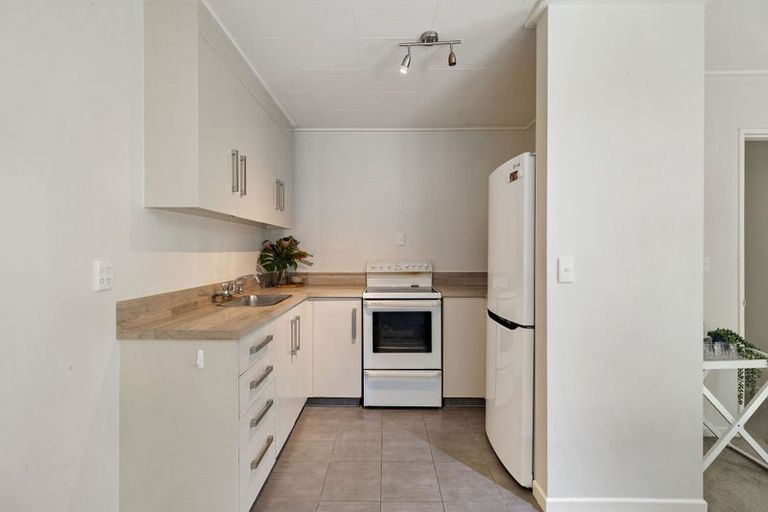 Photo of property in 5/42 Hallenstein Street, Queenstown, 9300
