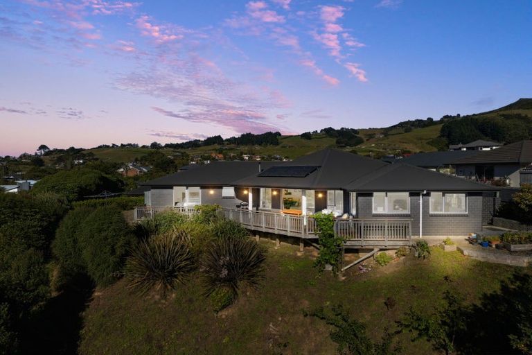 Photo of property in 25 Glendermid Close, Sawyers Bay, Port Chalmers, 9023