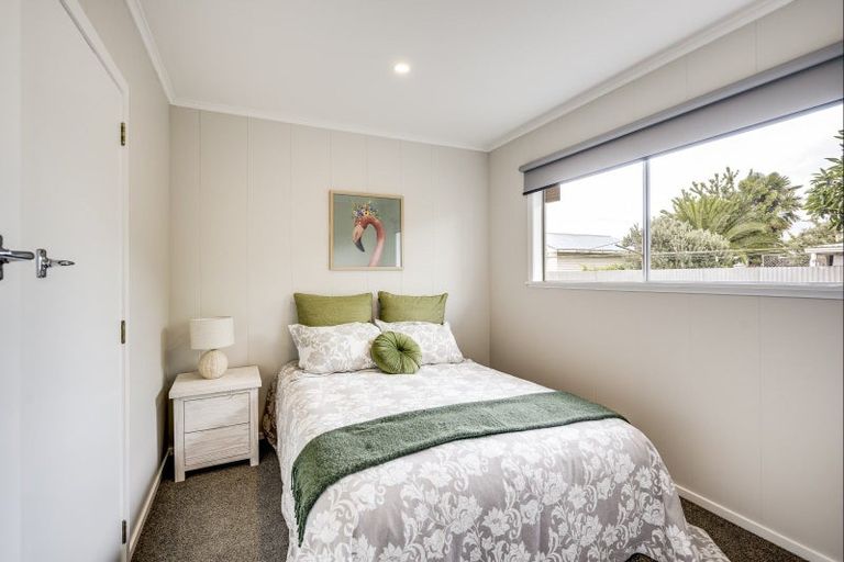 Photo of property in 2/1 Hitchings Avenue, Onekawa, Napier, 4110