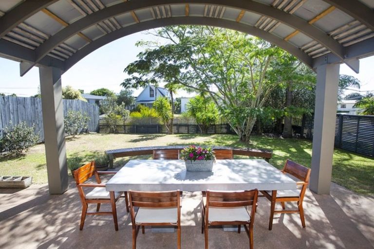 Photo of property in 317 Linton Crescent, Whangamata, 3620