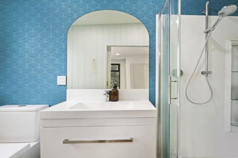 Photo of property in 3 Huia Road, Titirangi, Auckland, 0604