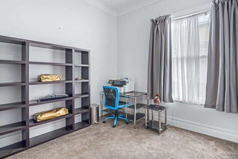 Photo of property in 11 Hurworth Place, College Estate, Whanganui, 4500