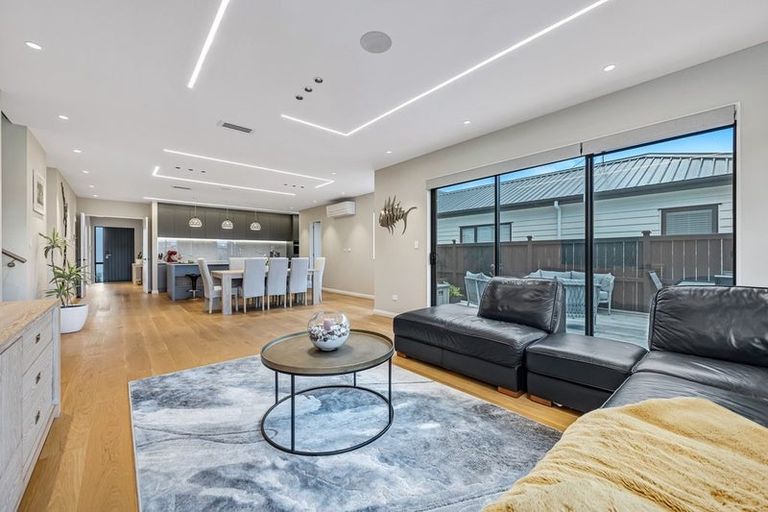 Photo of property in 5 Keel Street, Long Bay, Auckland, 0630