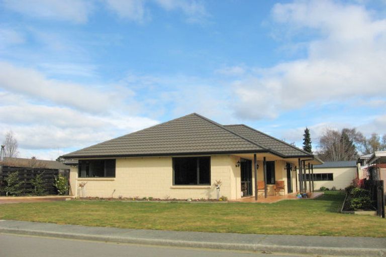 Photo of property in 39 Henry Street, Te Anau, 9600