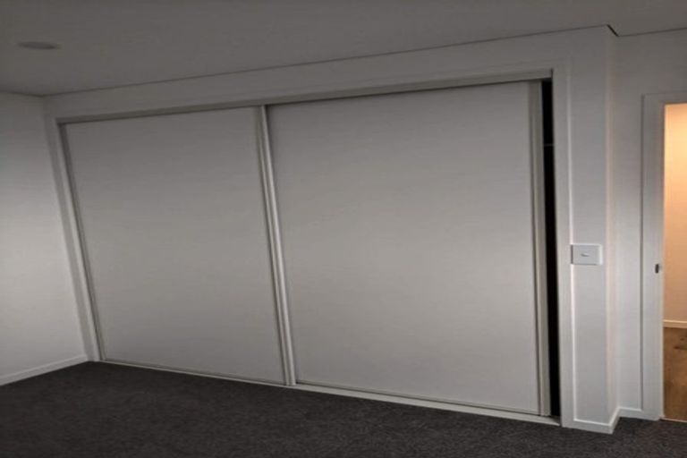 Photo of property in 10/45 Cessna Crescent, Mangere, Auckland, 2022