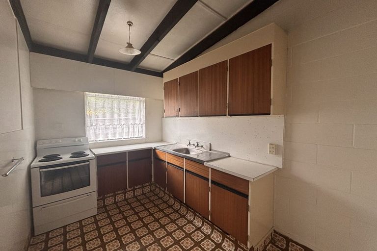 Photo of property in 2 Barnett Street, Putaruru, 3411