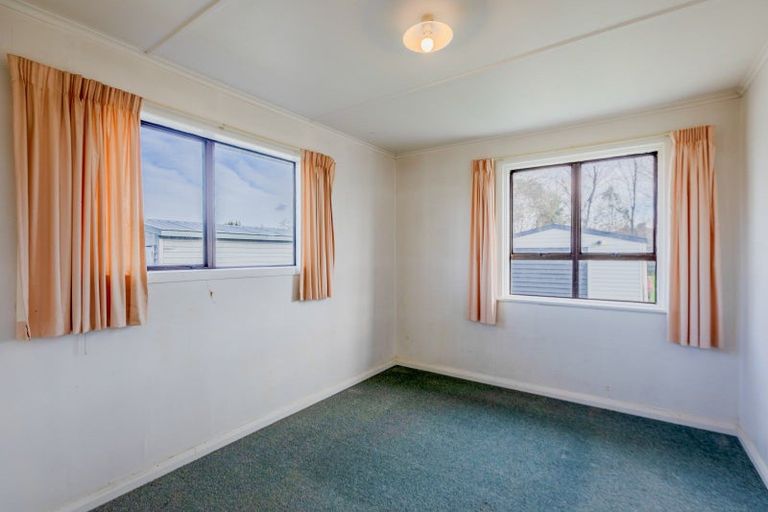 Photo of property in 5 Bennett Street, Waipawa, 4210