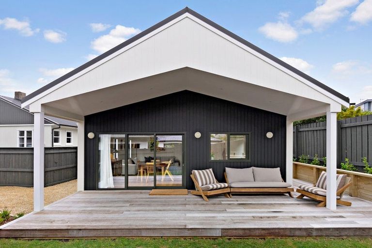 Photo of property in 6a Rudyard Crescent, Johnsonville, Wellington, 6037