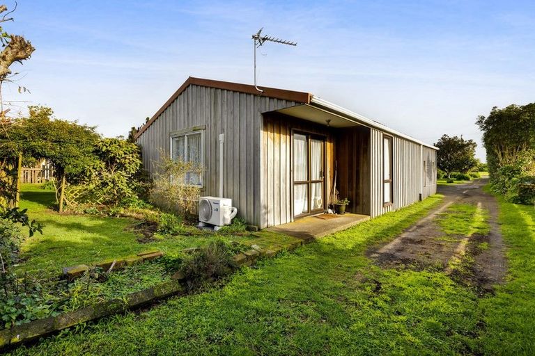 Photo of property in 161 Fairfield Road, Hawera, 4672