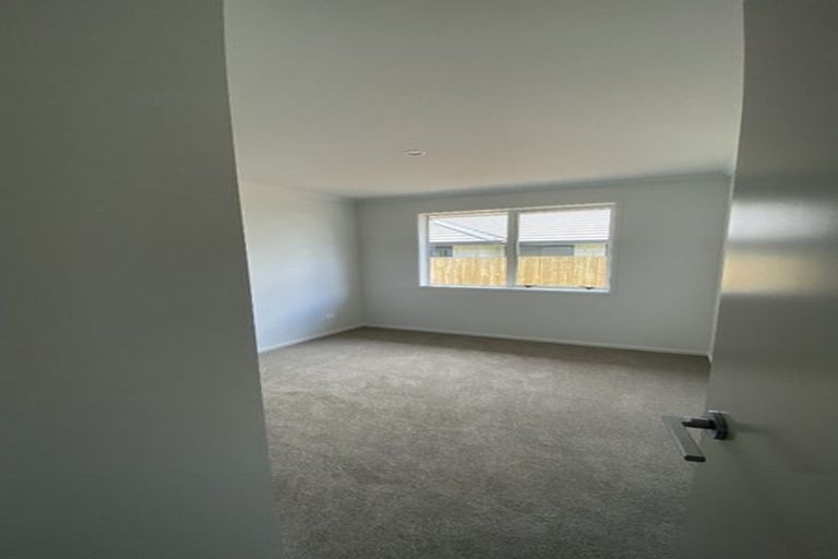 Photo of property in 14 Kohekohe Drive, Owhata, Rotorua, 3010