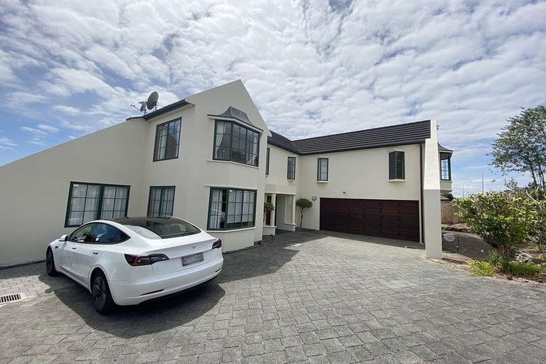 Photo of property in 212 Whitford Road, Shamrock Park, Auckland, 2016