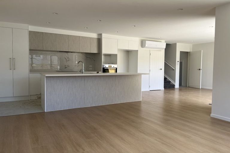 Photo of property in 3b Scotts Road, Manurewa East, Auckland, 2102