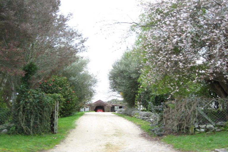 Photo of property in 29 Central Takaka Road, Takaka, 7183