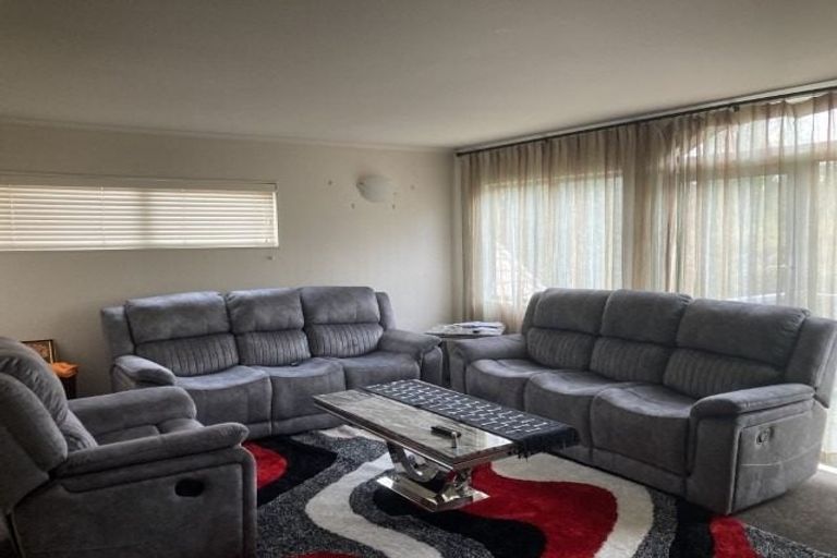 Photo of property in 72 Memorial Drive, Hamilton East, Hamilton, 3216