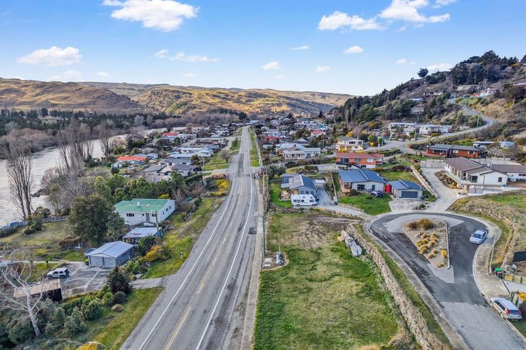 Photo of property in 3 Selkirk Street, Roxburgh, 9500