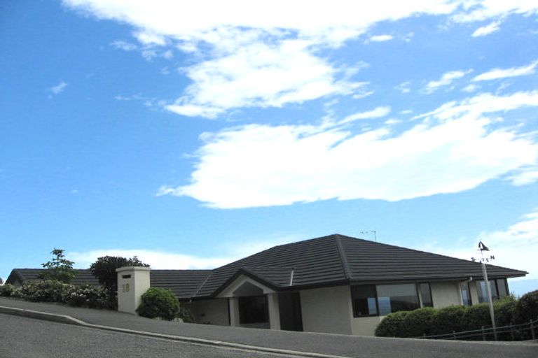 Photo of property in 18 Davies Drive, Atawhai, Nelson, 7010