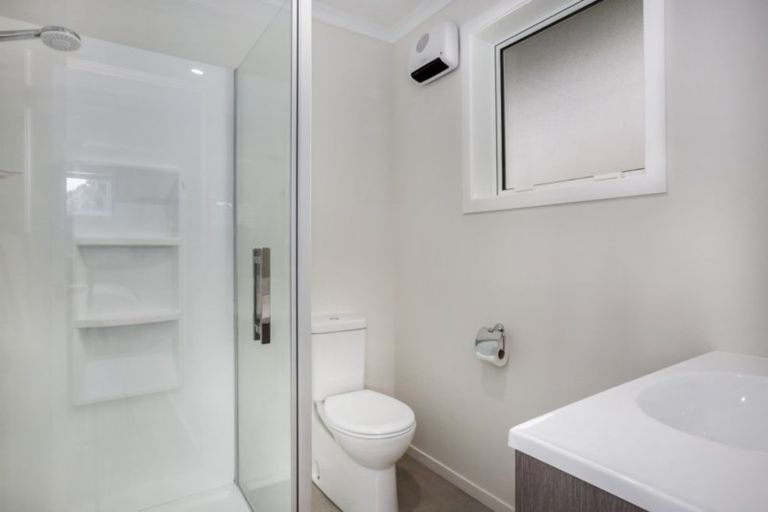 Photo of property in 11 Banks Boulevard, Whitby, Porirua, 5024