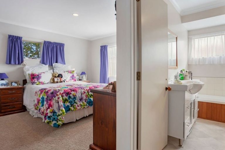 Photo of property in 19 Lansdowne Road, Katikati, 3129