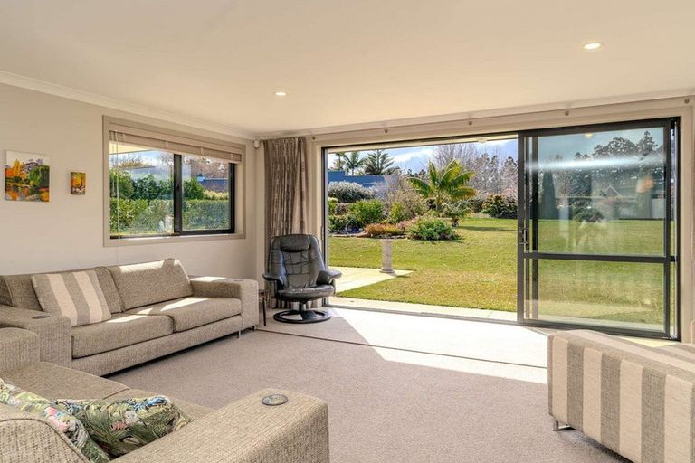 Photo of property in 22 Edkins Road, Kerikeri, 0230